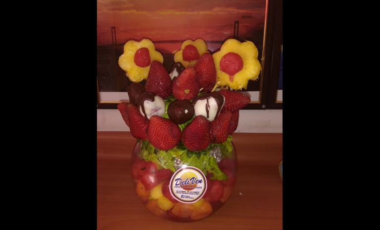 medio litro desencadenar Acostado Flores de frutas, el novedoso arreglo, especial para mamá | Diario El  Ovallino