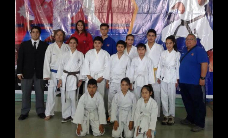 Karatecas regresan con medallas desde el norte 