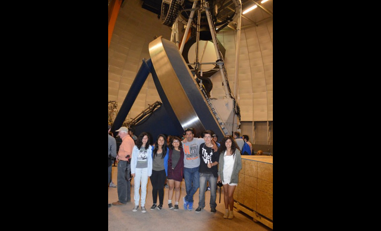 Jóvenes limarinos se deleitan con  la astronomía en el Valle del Elqui