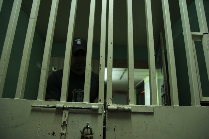 Reo recibe puñalada en riña al interior de la cárcel
