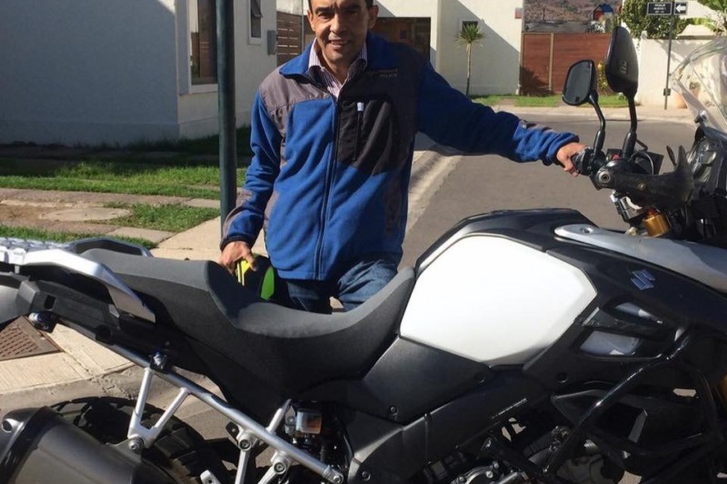 Fallece reconocido empresario tras sufrir descompensación cuando manejaba su moto 