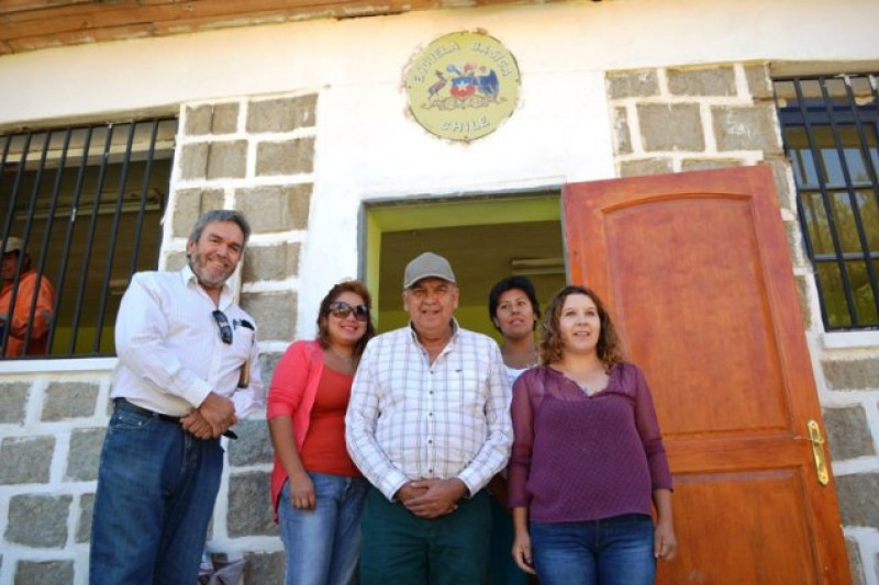 Realizan mejoramiento de  Escuela rural al interior de Rapel en Monte Patria 