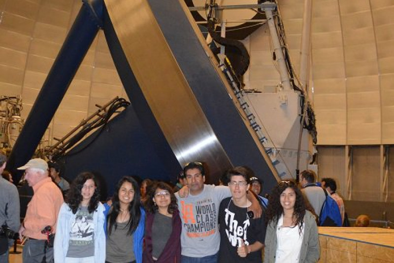 Jóvenes limarinos se deleitan con  la astronomía en el Valle del Elqui