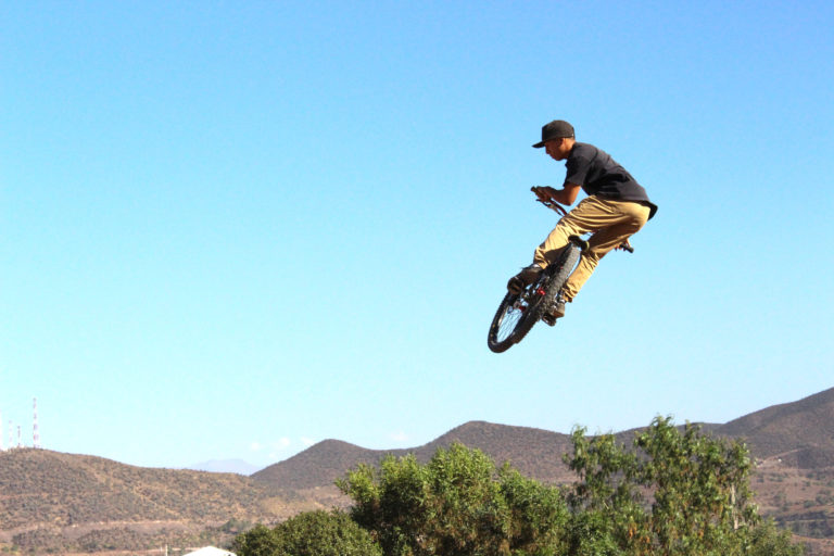 Con el correr del tiempo, los brincos se hicieron más altos y los trucos más técnicos.