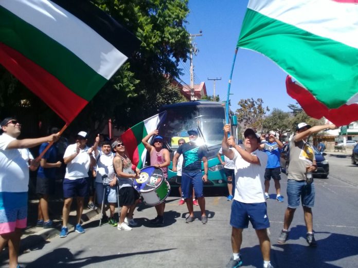 La barra del 21 de Mayo se hace sentir en cada una de las localidades que visitan, en Combarbalá no fue la exepción
