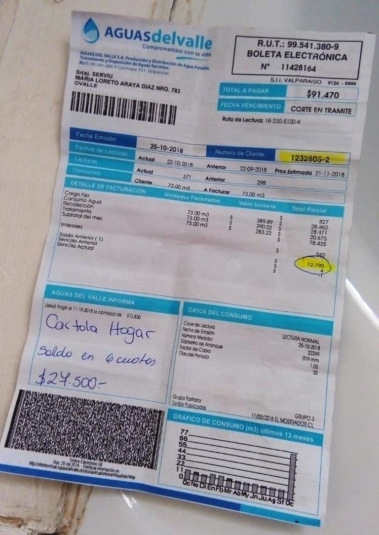 En la imagen, la boleta que Eduardo Tello deben pagar debido a la filtración del mes pasado.
