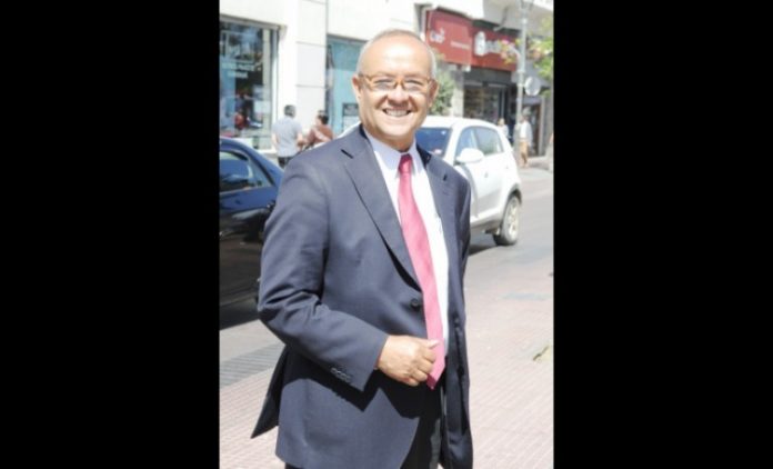 Alcalde Gary Valenzuela: "No puede ser algo impuesto, que tenga una obligatoriedad, porque no se ha dimensionado sus efectos en el mundo rural, y creo que tampoco no está contemplado lo que significa este cambio de medidores en nuestra zona".