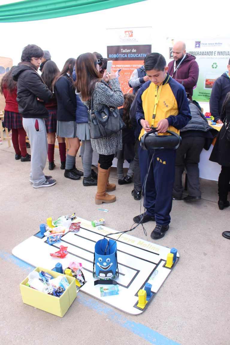 El auge del mundo de la robótica en la Escuela Óscar Araya Molina
