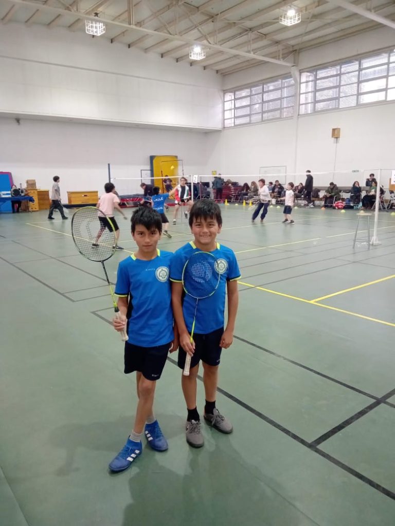 p11_2_badminton