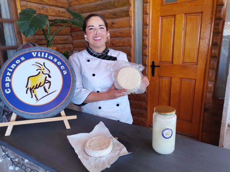 productora_de_ovalle_realiza_mas_de_16_variedades_de_quesos_gourmet_a_base_de_lecher_de_cabra