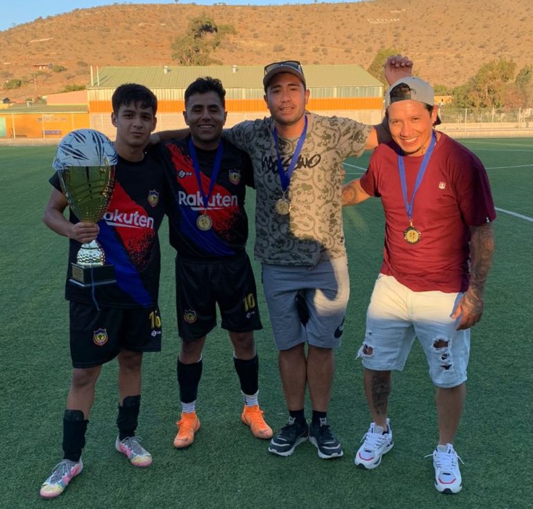 p5_foto_2_union_las_ramadas_vence_al_campeon_rural_ovallino