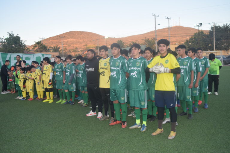 p8_inauguracion_de_la_escuela_de_futbol_de_deportes_ovalle