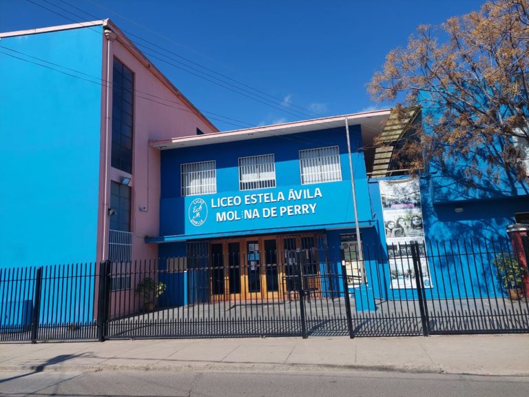 p3_denuncian_de_acoso_a_profesor_del_liceo_estela_avila_molina_de_perrry