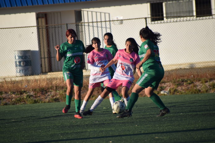 p8_debut_del_csd_ovalle_en_el_regional_de_futbol_femenino_2022