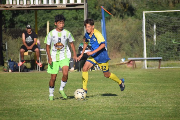 Academia Kico Rojas y Academia Municipal Ovalle fueron dos de los participantes destacados de la competencia.