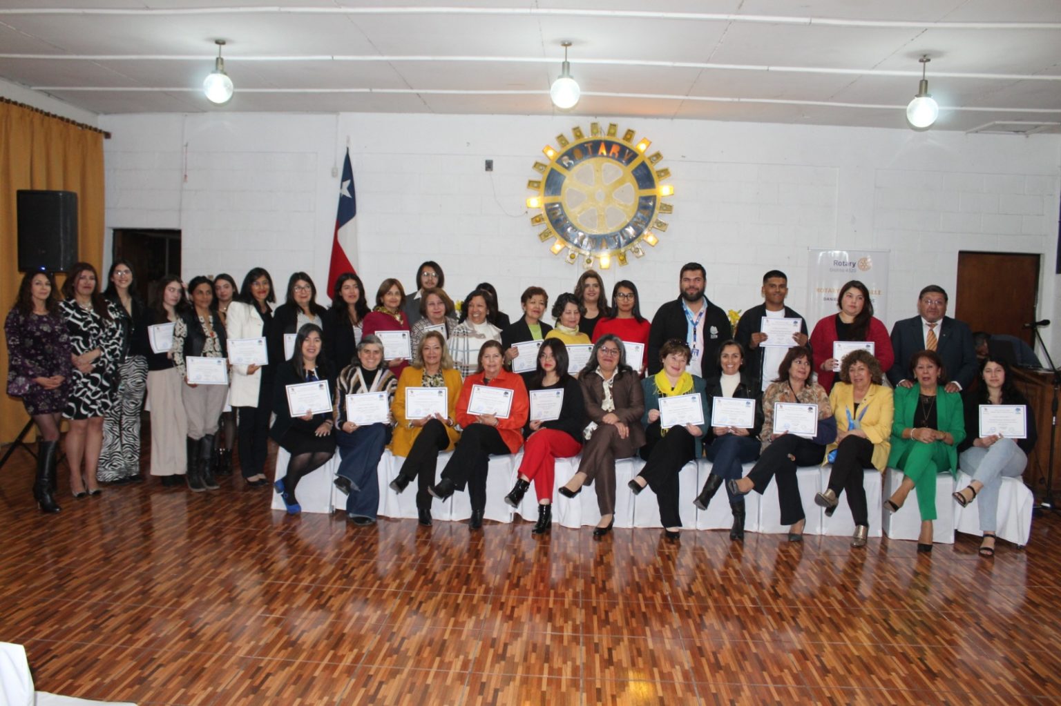 Más de 60 personas participaron en primer periodo de talleres gratuitos