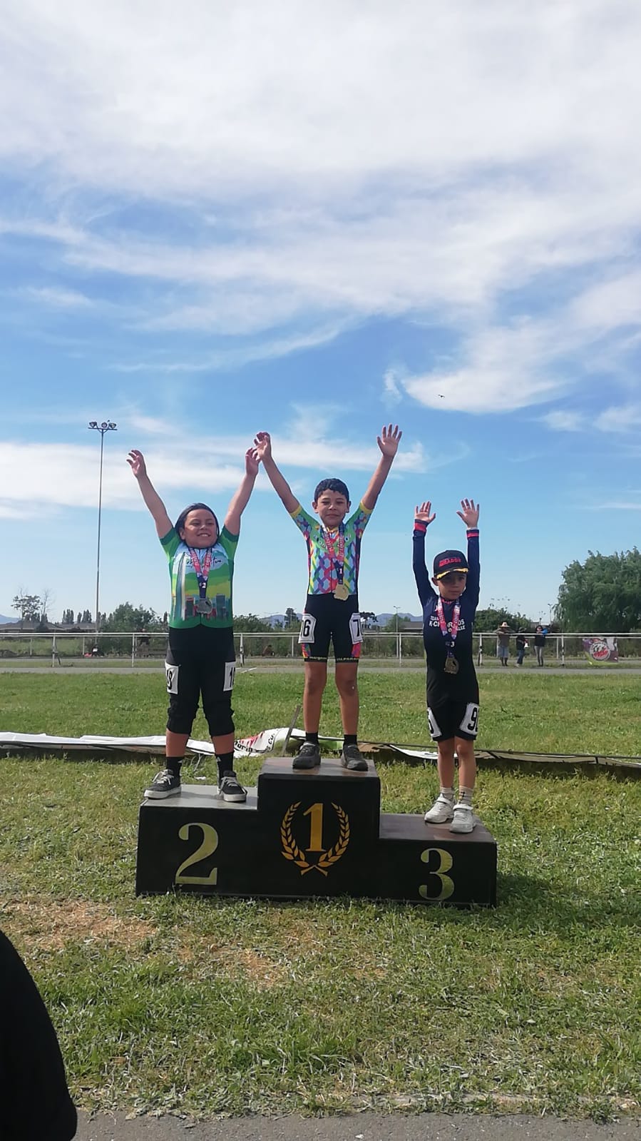 WhatsApp Image 2025-10-29 at 18.43.07 (4)